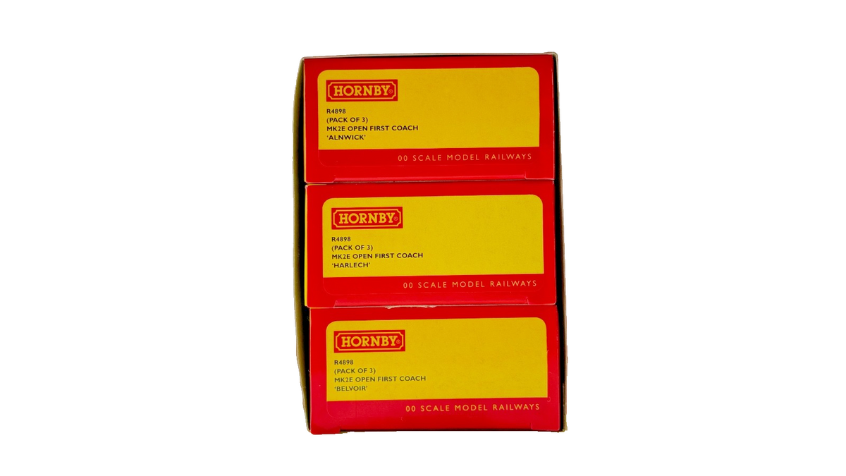 HORNBY OO GAUGE - R4898 - NORTHERN BELLE LIVERY MK2E TRIPLE COACH PACK BOXED