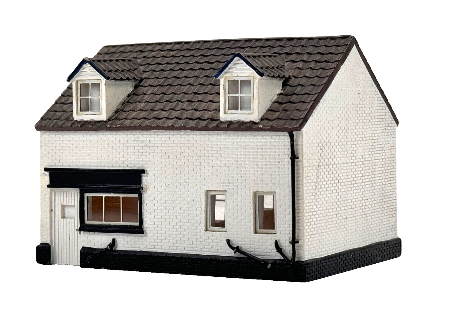 HORNBY 00 GAUGE SKALEDALE - R8748 - MASONS ARMS PUB - UNBOXED