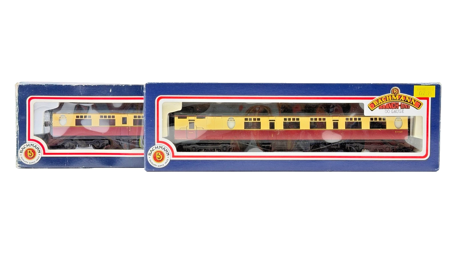 BACHMANN 00 GAUGE - 34-400/34-425 - RAKE OF 2 CRIMSON CREAM THOMPSON COACHES