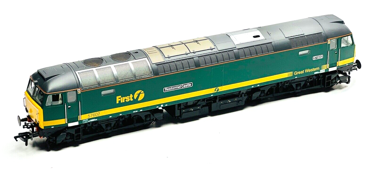 BACHMANN 00 GAUGE - 32-752 - CLASS 57 DIESEL 57602 FIRST GREAT WESTERN RESTORMEL