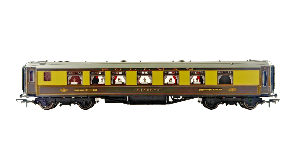 HORNBY OO GAUGE - R3400 - GOLDEN ARROW LAST STEAM RUN LIMITED EDITION TRAIN PACK