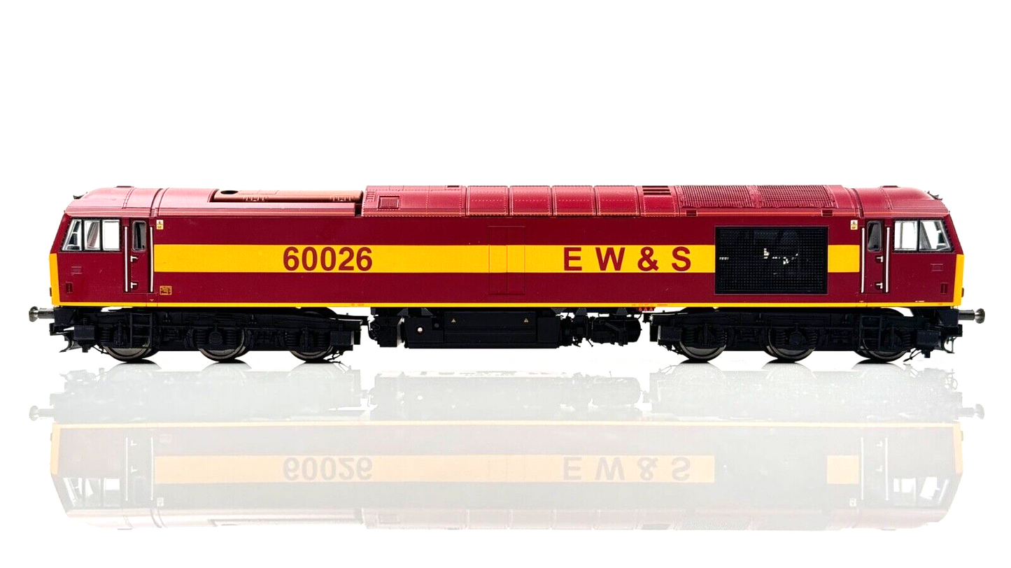 HORNBY 00 GAUGE - R2488 - CLASS 60 DIESEL 60026 EWS EW&S GOLD MAROON - BOXED