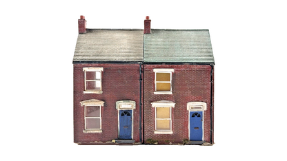 HORNBY SKALEDALE OO GAUGE - R8622 - ROW OF TWO MID TERRACE HOUSES - UNBOXED