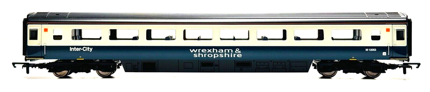 HORNBY 00 GAUGE - R4399 - WREXHAM & SHROPSHIRE COACHES TRIPLE PACK - ALT BOGIES