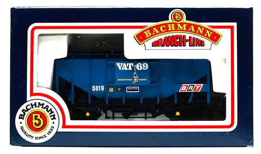 BACHMANN 00 GAUGE - 33-126 - 35T BULK GRAIN WAGON B.R.T 'VAT 69' BLUE BOXED