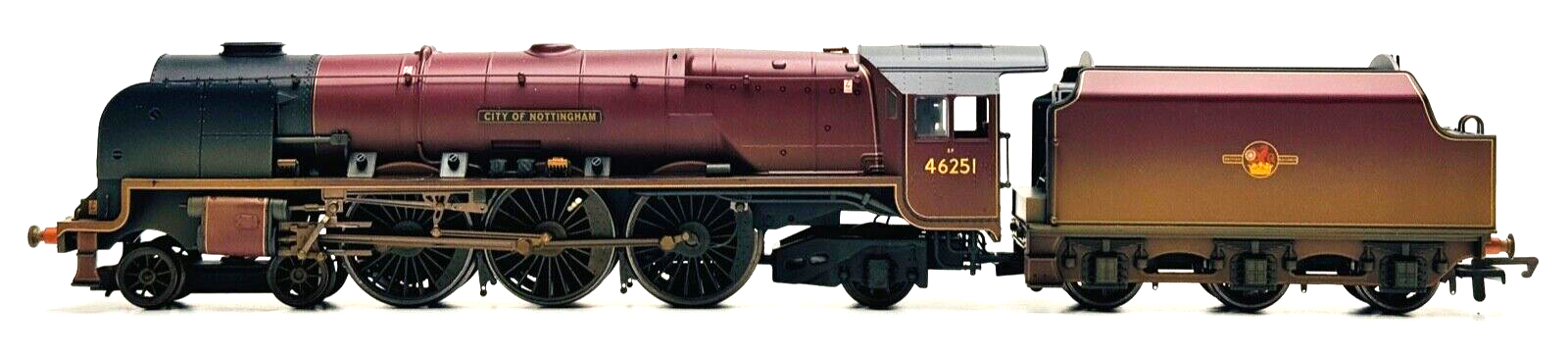 HORNBY 00 GAUGE - R2383 - BR 4-6-2 DUCHESS CLASS 'CITY OF NOTTINGHAM' WEATHERED