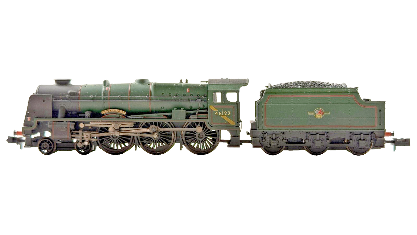GRAHAM FARISH N GAUGE - 372-579 - REBUILT ROYAL SCOT 46122 ROYAL ULSTER RIFLEMAN